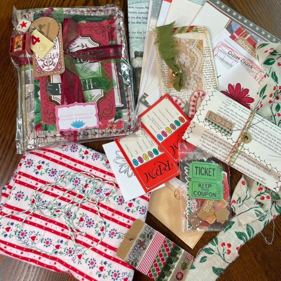 Christmas Junk Journal Includes Charm u Washi  Fabric Wrap Tons Ephemera Handmad - Picture 6 of 16